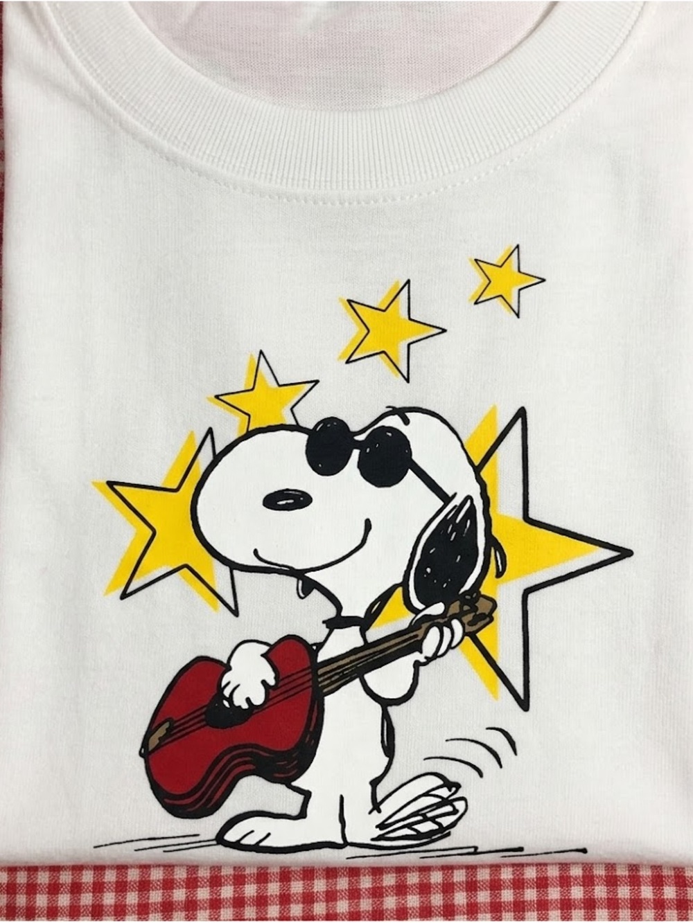 Peanuts Snoopy White T-Shirt with Red Guitar - Picture 3 of 3